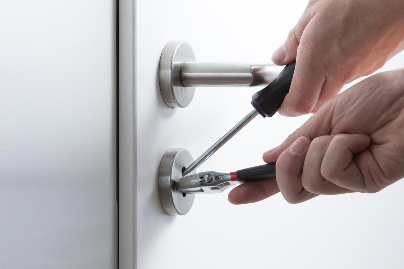 Top Locksmith Tips: How To Choose The Best Locksmith Service