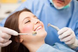 Easy Tips For A Healthy Smile: Expert Dentist Advice